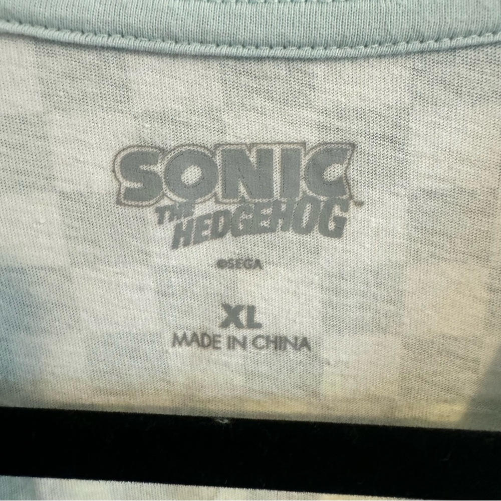 Bundle of 3 T-shirts Gap, Cat & Jack and Sonic The Hedgehog. Size Kids L… - Picture 12 of 15